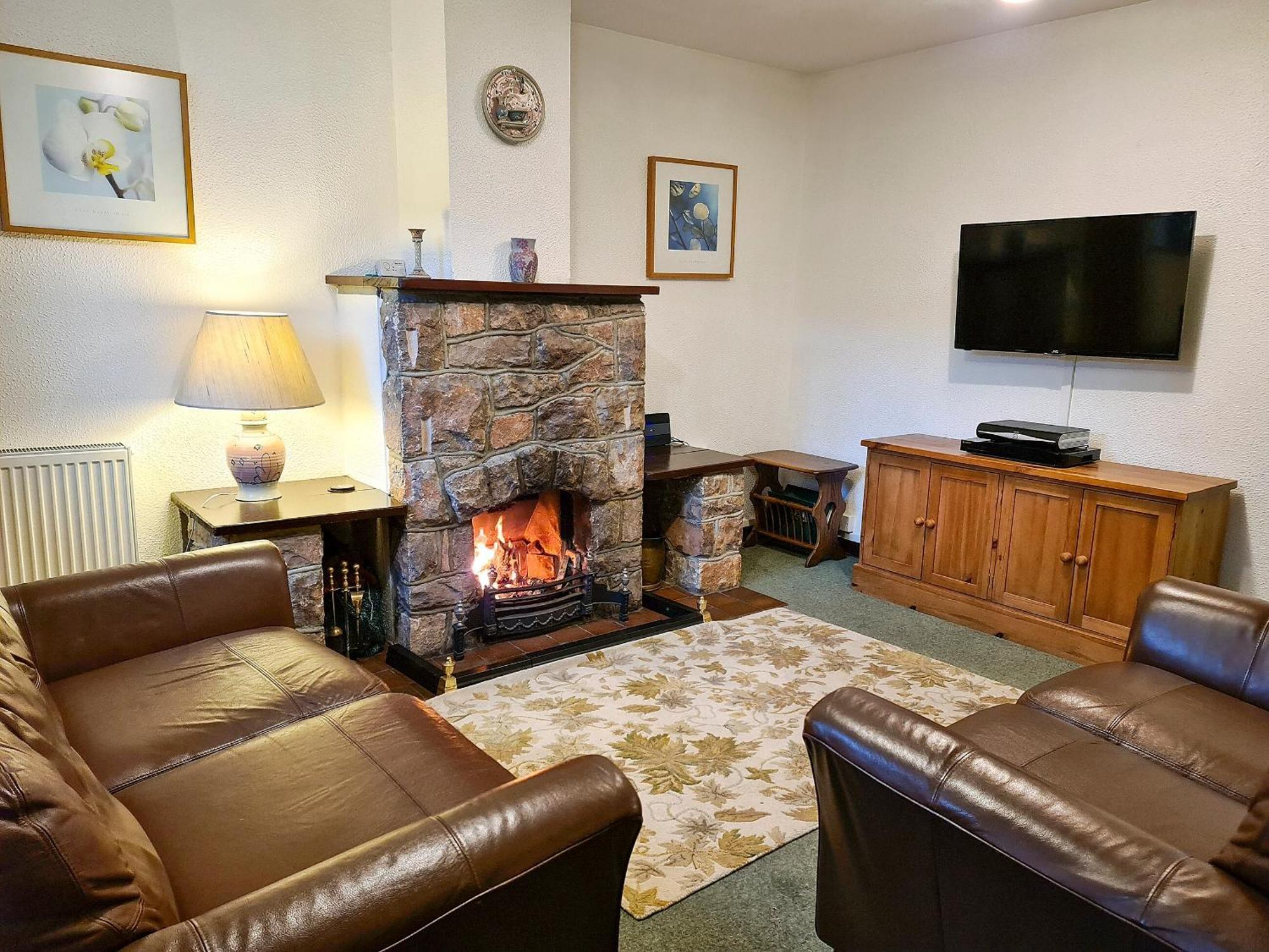 Oakleigh Cottage Llangelynin  Екстериор снимка