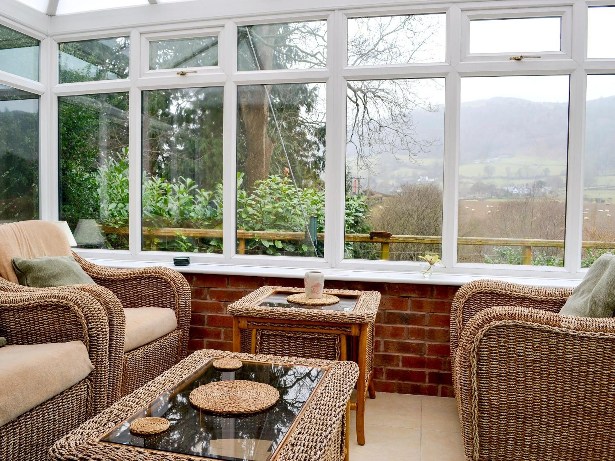 Oakleigh Cottage Llangelynin  Екстериор снимка
